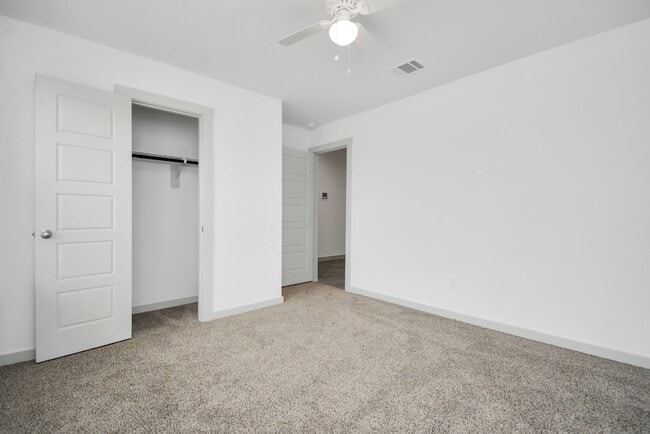 Building Photo - 7803 Golden Rubia Ln