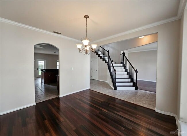 Building Photo - 26 Wisteria Dr