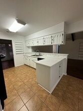 Building Photo - 200 Shalimar Dr
