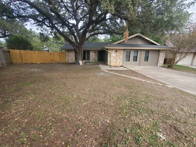 Building Photo - 3051 Heidi St