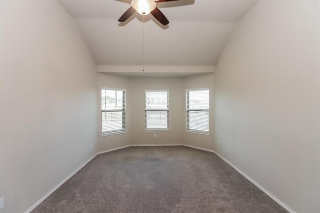 Building Photo - 331 Jewett Meadow Dr