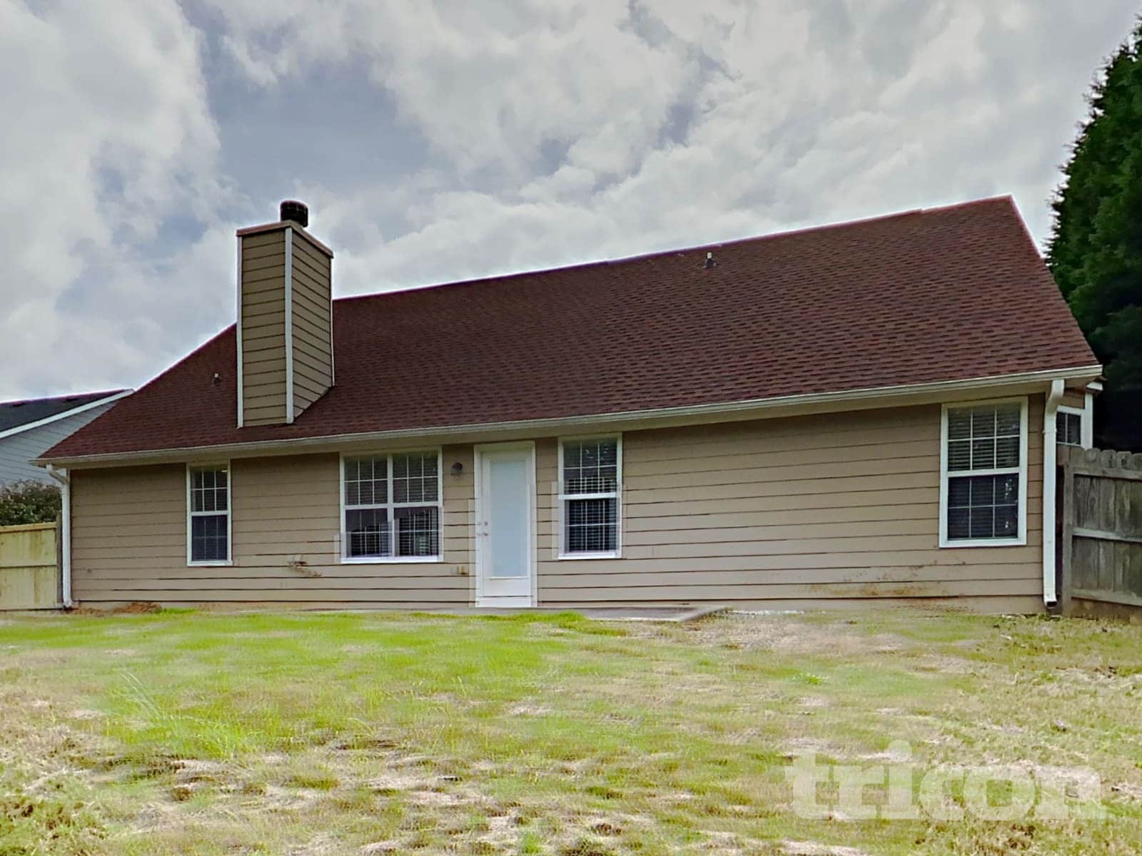 Building Photo - 2570 Harbins Mill Dr