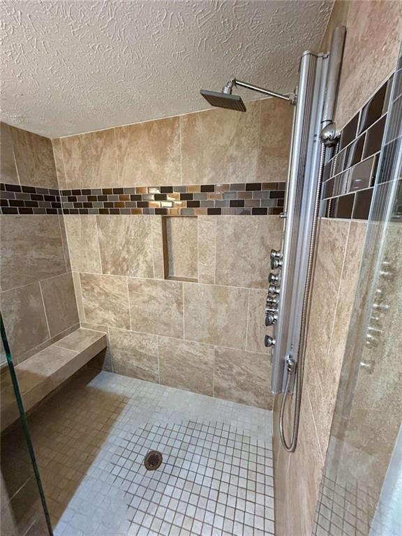 Building Photo - 2981 Lowrance Dr