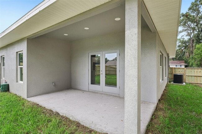 Building Photo - 10805 Juliann Rd