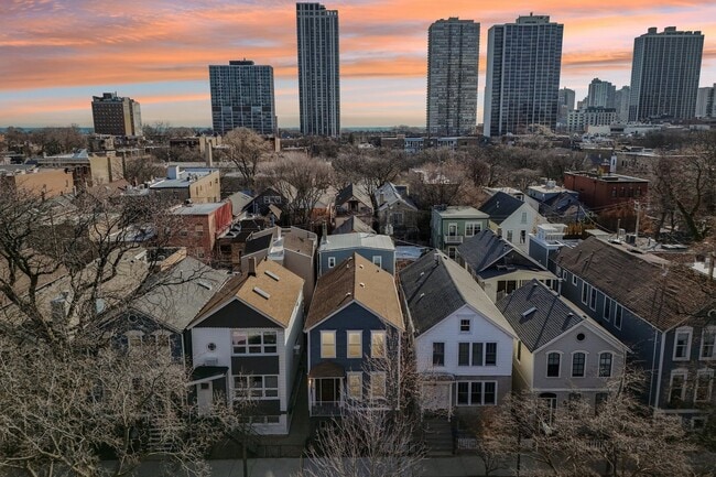 Building Photo - 1717 N Hudson Ave