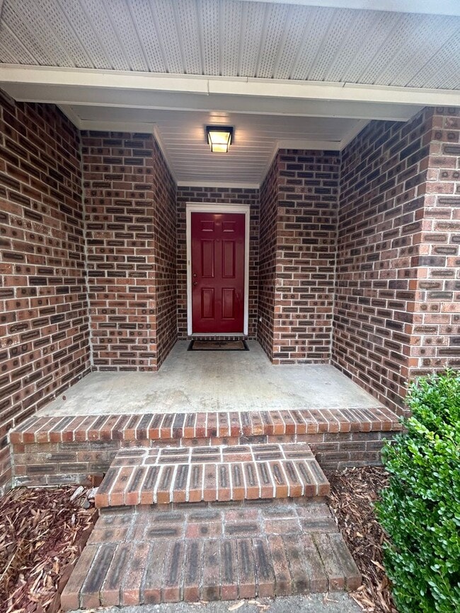 Building Photo - Coming Soon in Landmark Pointe!