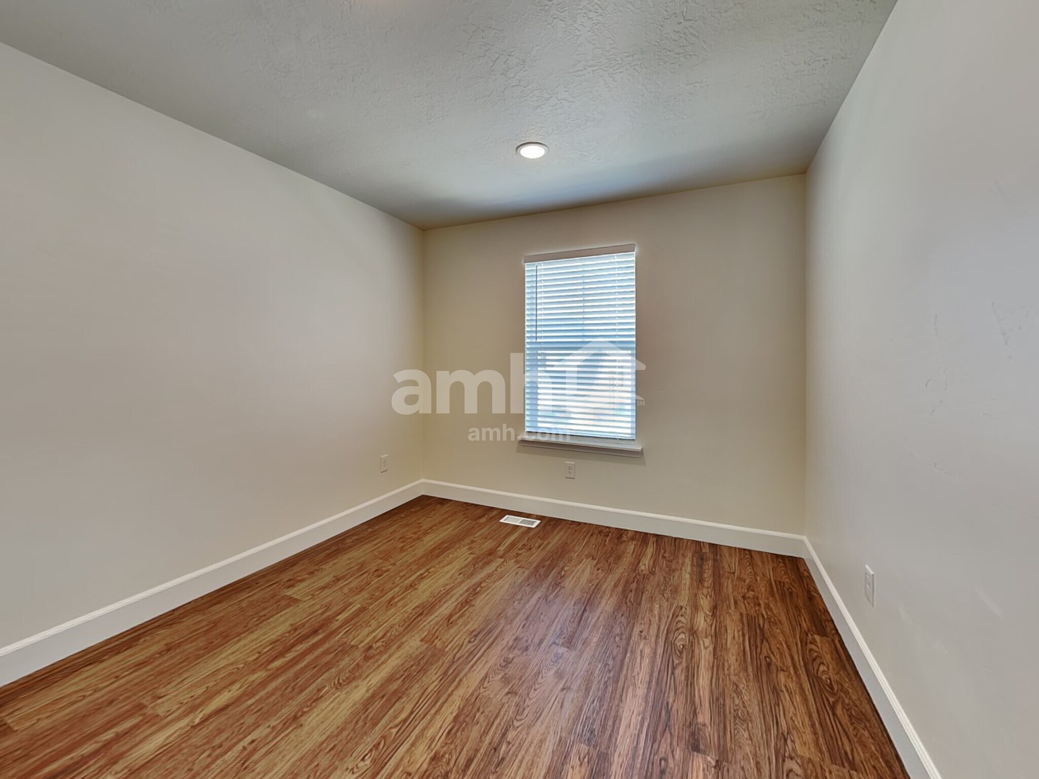 Building Photo - 2382 E Buckskin Way