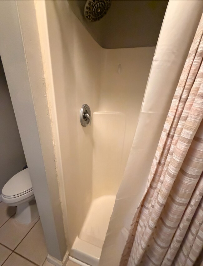 Building Photo - 405 S Boyd St