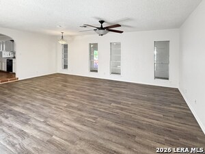 Building Photo - 14707 Chimney Way St