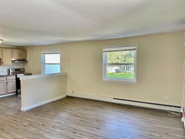 Building Photo - 82 Meyer Ln