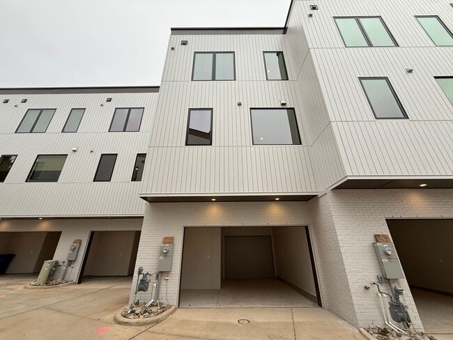 Building Photo - Luxurious New Construction 4BD, 2.5BA Raleigh Townhome with a Rooftop Terrace in a Prime Location...