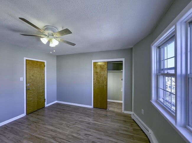 Building Photo - 340 Broadway