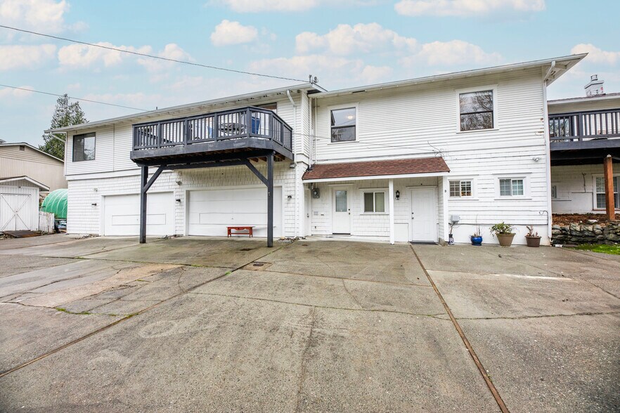 Building Photo - 4701 S 3rd Ave