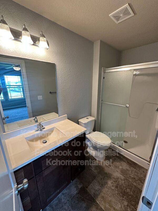 Building Photo - 10540 Kane Dr