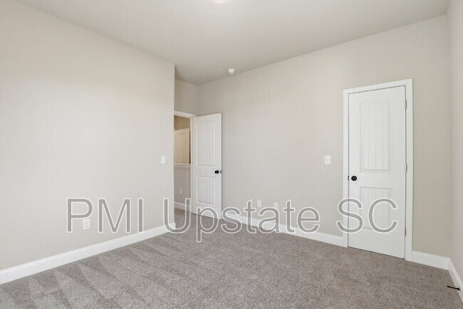 Building Photo - 109 Virginia Ave