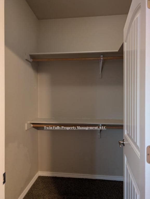 Building Photo - 763 Birchwood Rd