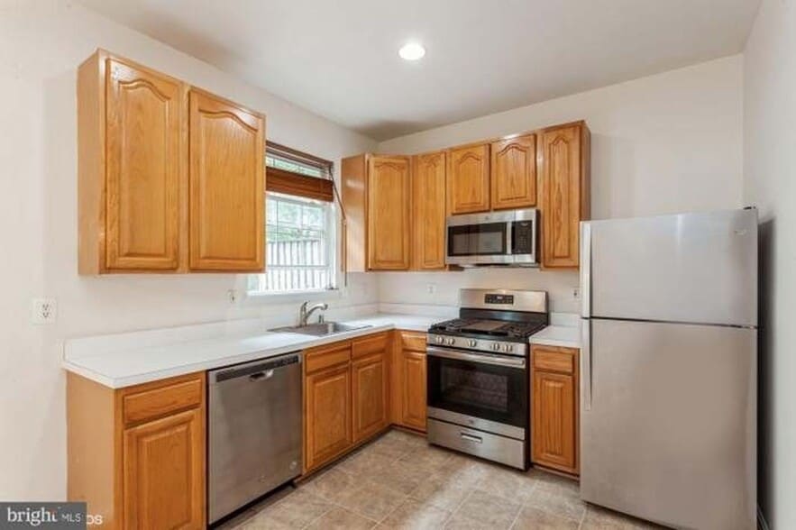 Building Photo - 7836 Canter Ct