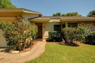 Building Photo - 10410 Broken Shoe Trail