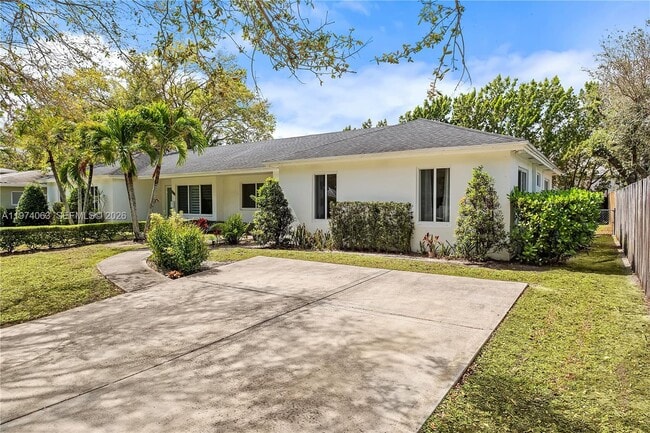 Building Photo - 11720 SW 81st Rd