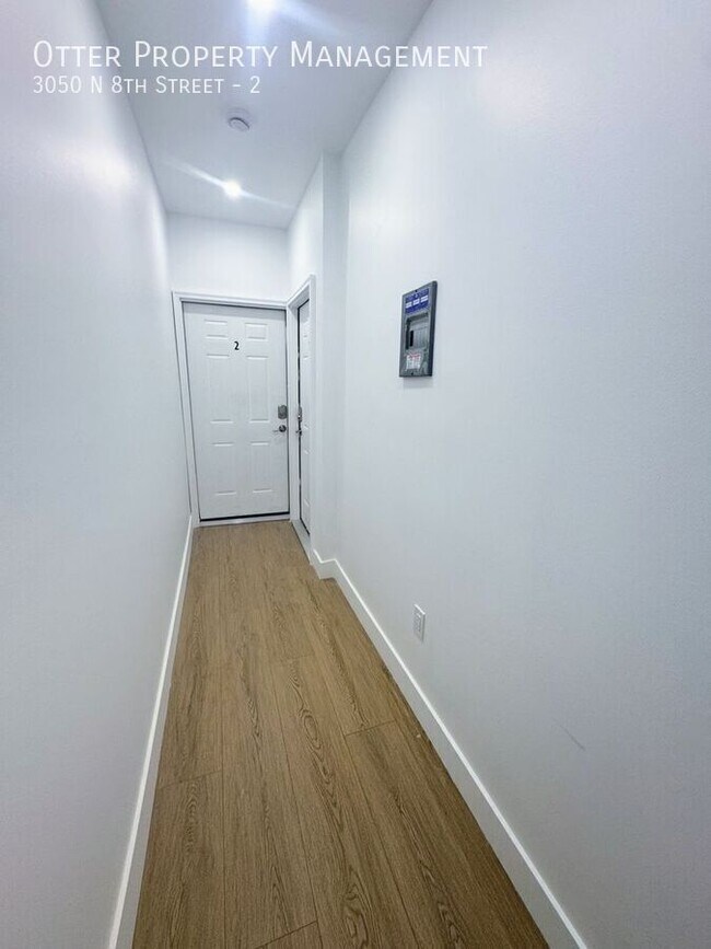 Building Photo - 3050 N 8th St