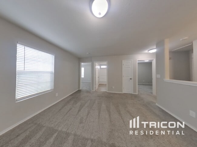 Building Photo - 2511 Sunset Bend