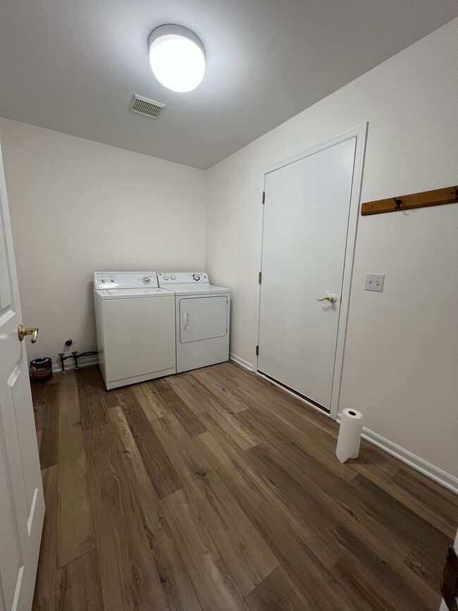 Washer and dryer in unit, and Mud room - 2109 Albemarle Ct N