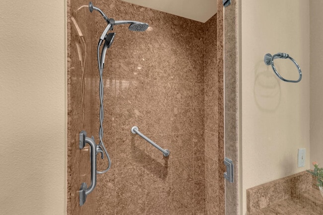 Building Photo - 24 Columbia Dr