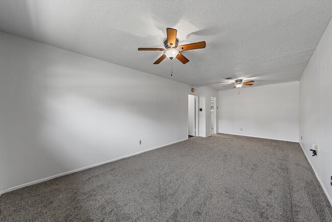 Building Photo - 1213 N 63rd St