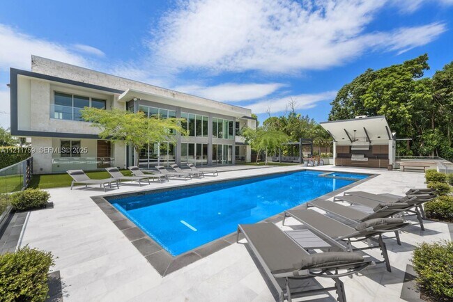 Building Photo - 14305 Stirling Rd