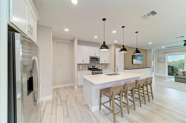 Building Photo - 1079 Waterline Ct