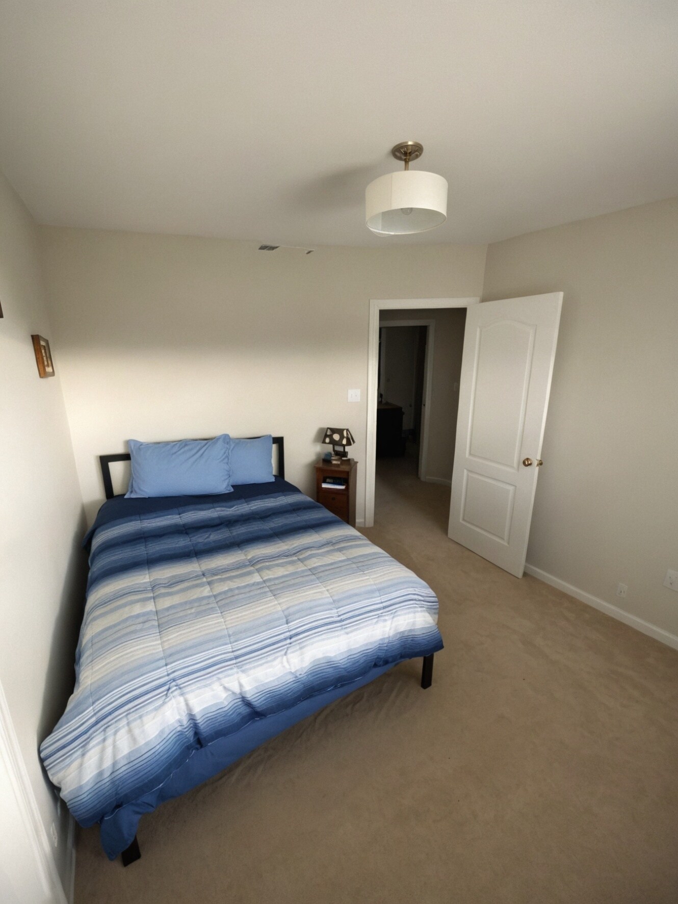 Building Photo - 680 Freedom Dr