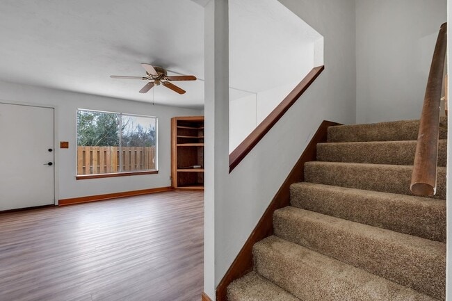 Building Photo - 3128 Blairstone Ct