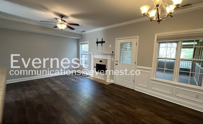 Building Photo - 6721 Briana Way