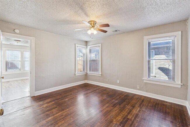 Building Photo - 1220 NW 43rd St