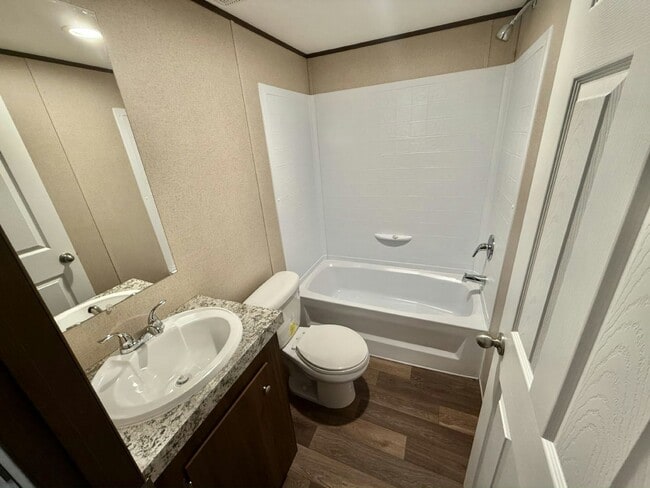 Building Photo - 751 Kernodle Ln