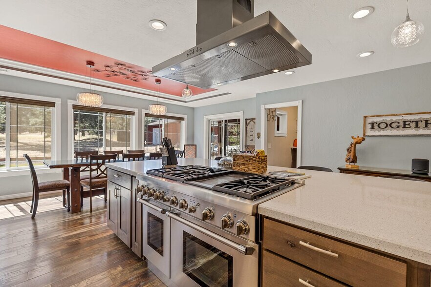 Building Photo - 5420 Cassi Ln