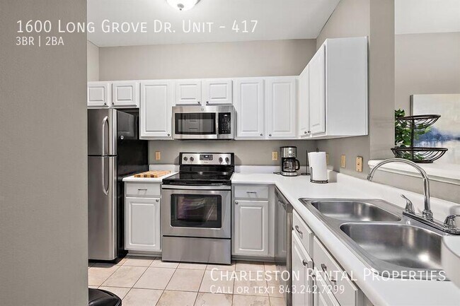 Building Photo - 1600 Long Grove Dr