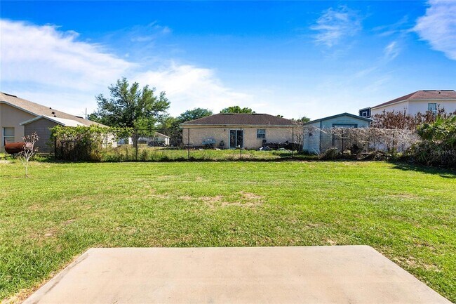 Building Photo - 612-612 Linnet Ct
