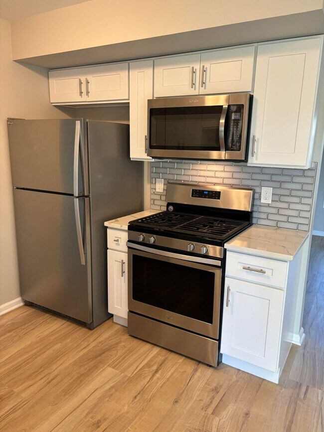 Primary Photo - 3 Bedroom Townhome in Emmaus