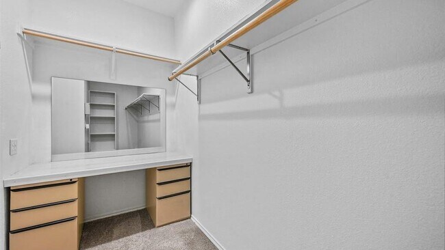 Building Photo - 2201 Liriope Ln