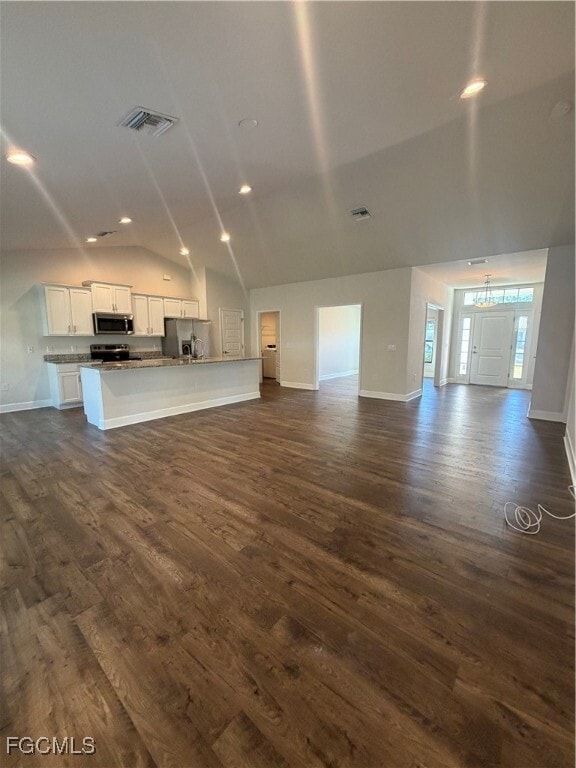 Building Photo - 4602 Karen Ave N