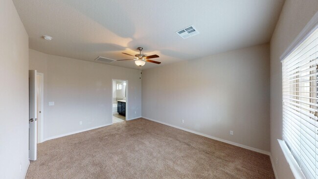 Building Photo - 7805 Enchanted Cir Dr