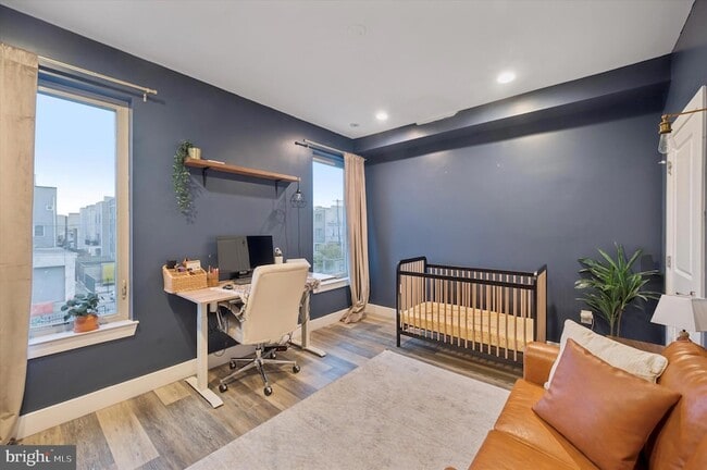 Building Photo - 1942 Tasker St