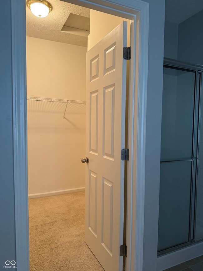 Building Photo - 1055 Woodfield Ct