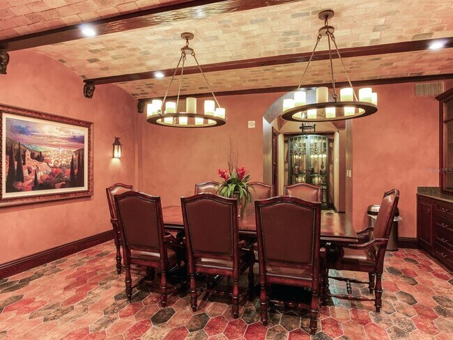 Building Photo - 4201 Bayshore Blvd