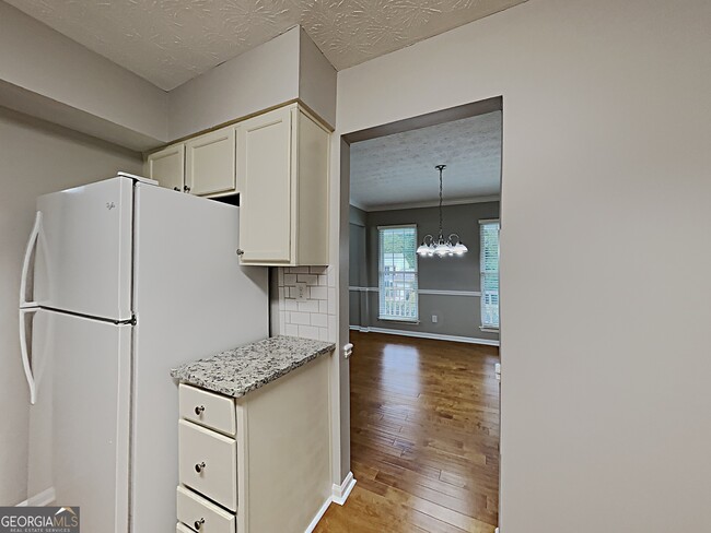 Building Photo - 800 Crab Orchard Dr