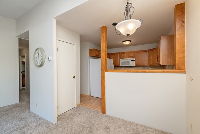 Building Photo - 3022 S Wheeling Way