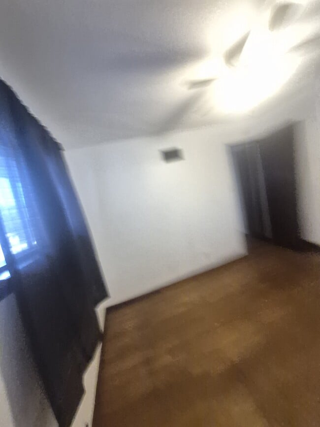 Building Photo - 28 Barto Dr