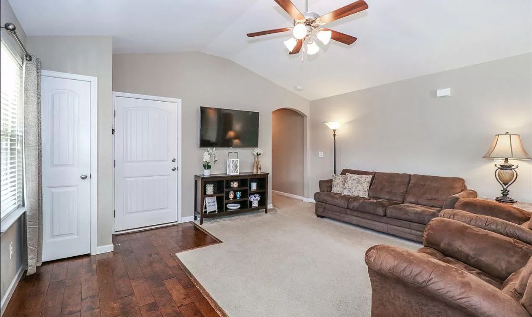 Split floor plan for master bedroom privacy - 452 Bowers Rd