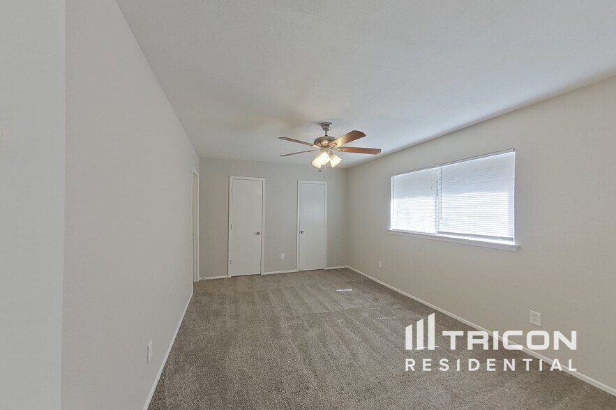 Building Photo - 2507 Arapaho Dr